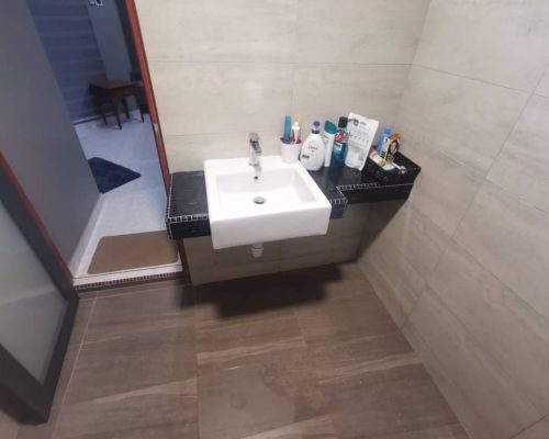 Bath Room Refurbished (7)